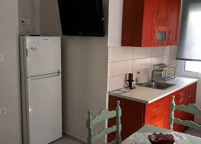 Paris House 3