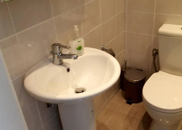 Paris House 3 * Patras