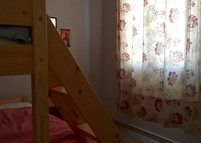 Διαμέρισμα Paris House 3 *